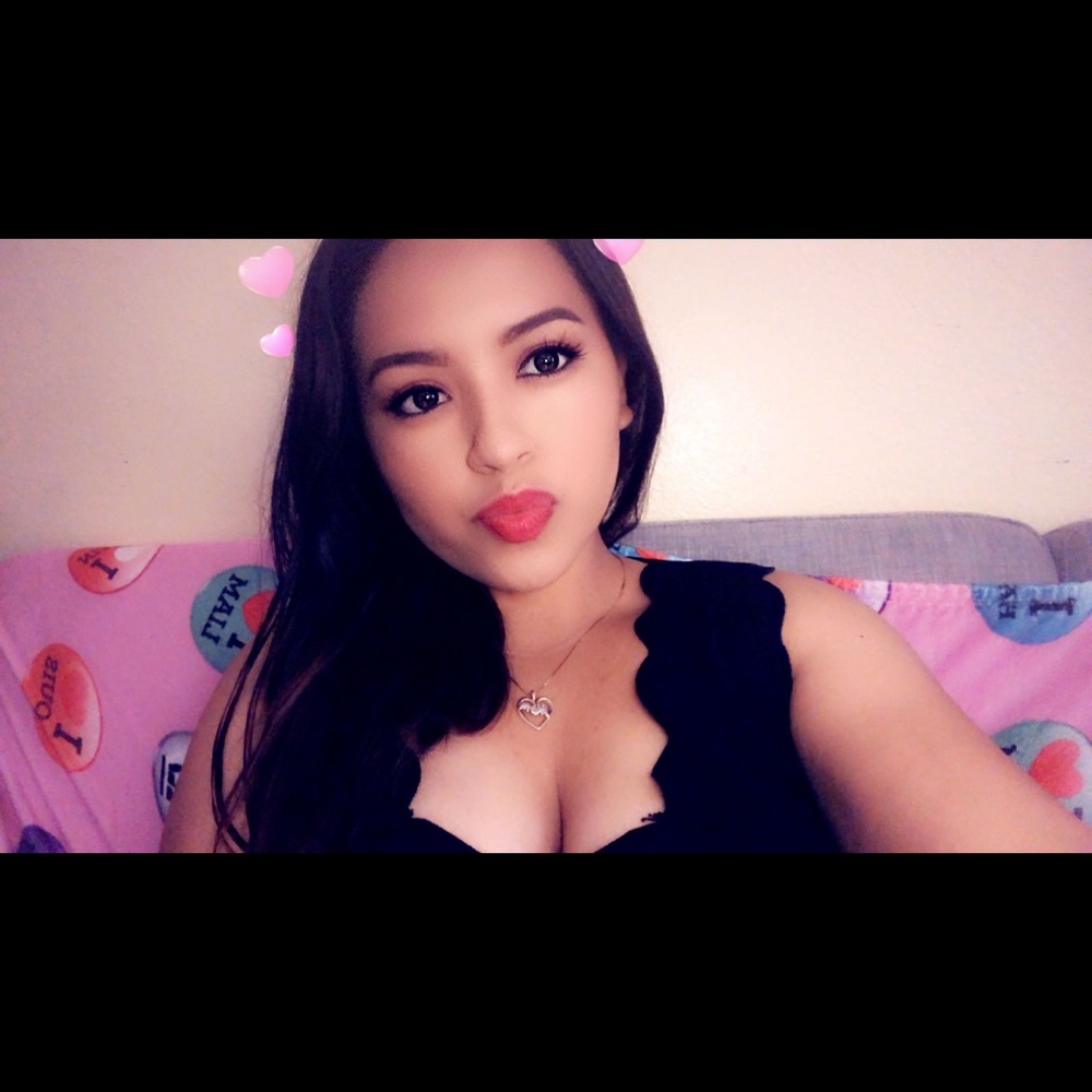 Meet your Posher, Karina